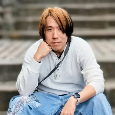 Yi Tay
